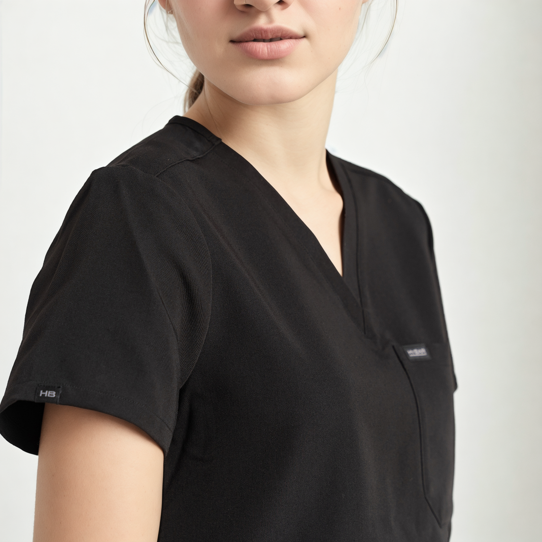 ADDISON 1 POCKET SCRUB TOP