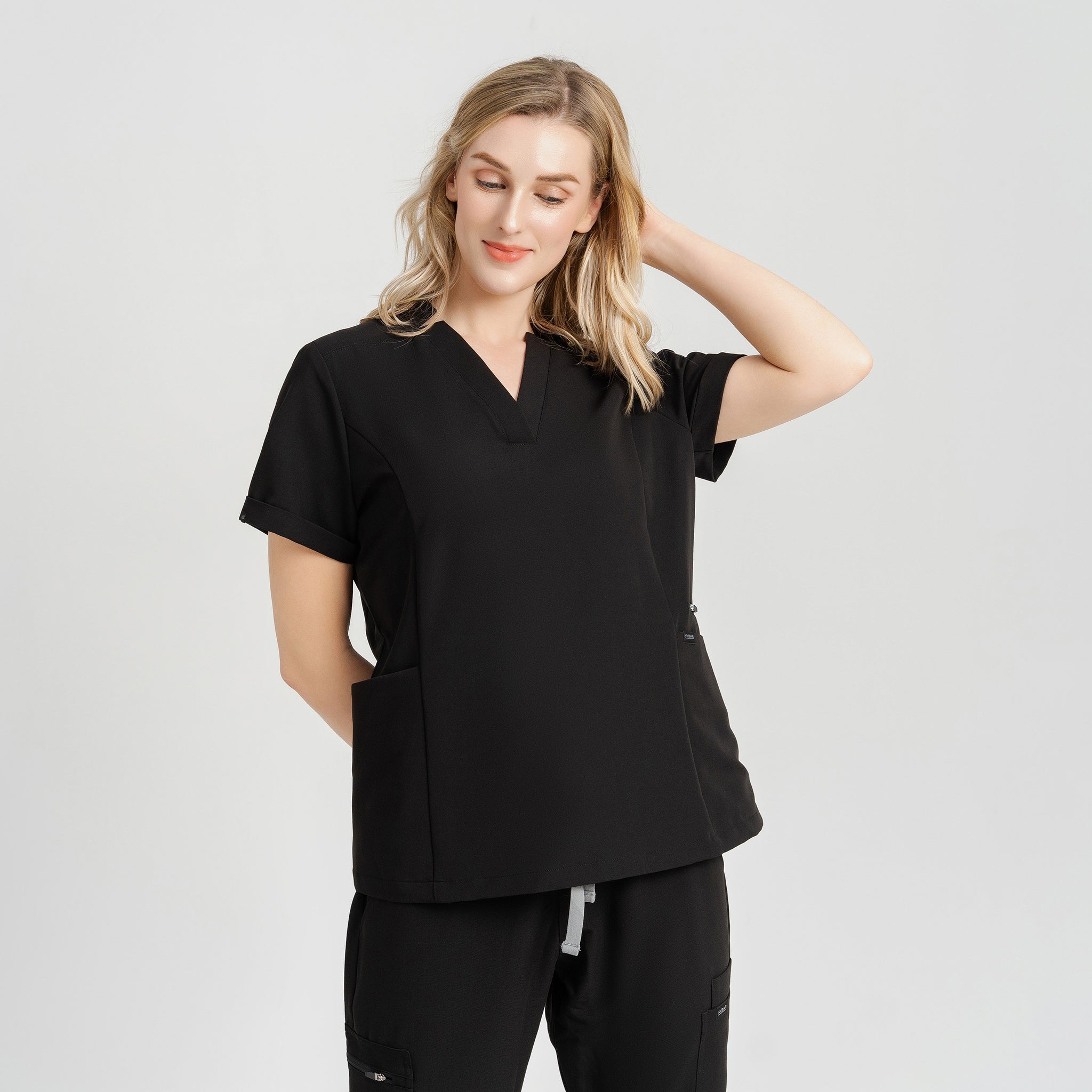 【WOOHWA】NORA POCKET SK NORA 3 POCKETS SCRUB TOP – Hybarwear