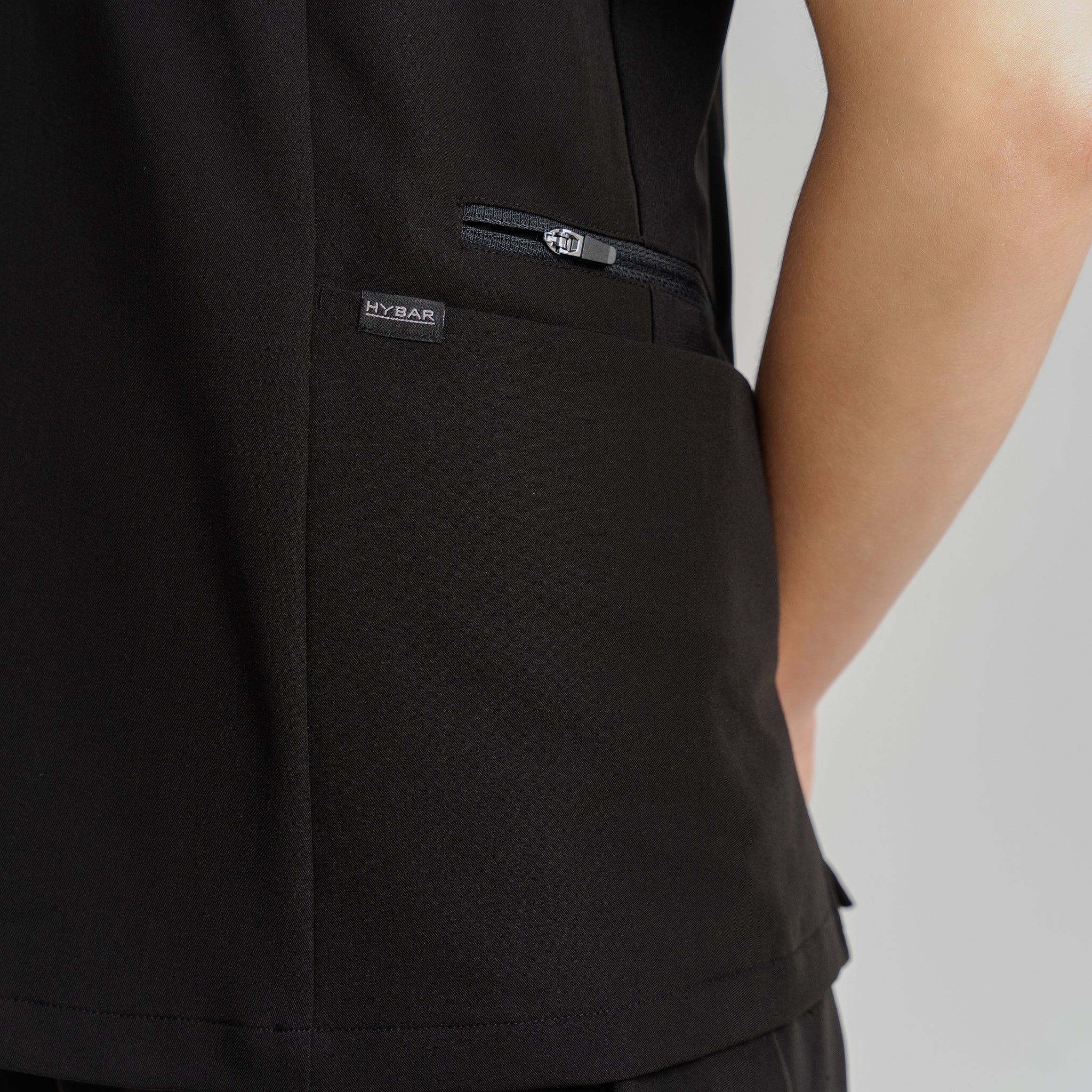 NORA 3 POCKETS SCRUB TOP – Hybarwear